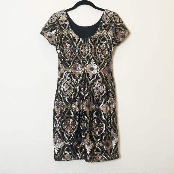 Maia Crewneck Cap Sleeve Art Deco Sequined Mini Sheath Dress, Size 2 - Picture 5 of 11